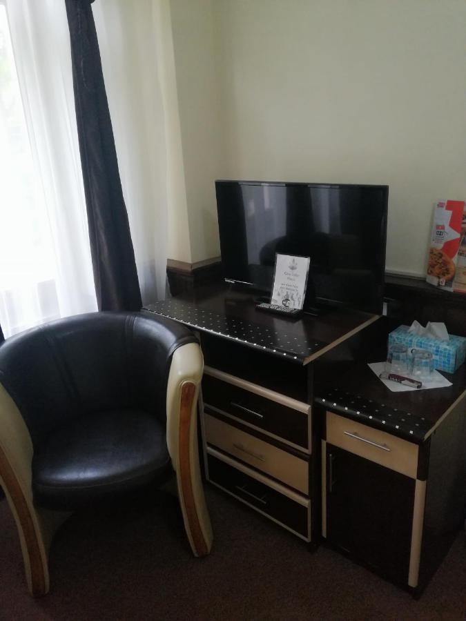 فندق Casa Teilor بيتستِ المظهر الخارجي الصورة
