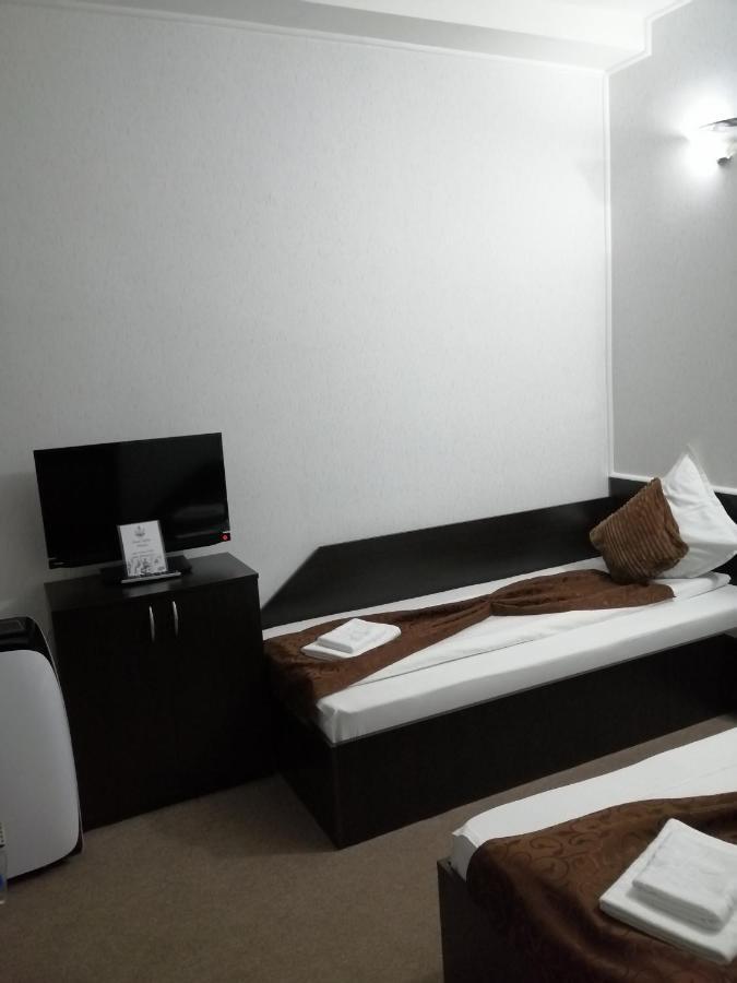 فندق Casa Teilor بيتستِ المظهر الخارجي الصورة